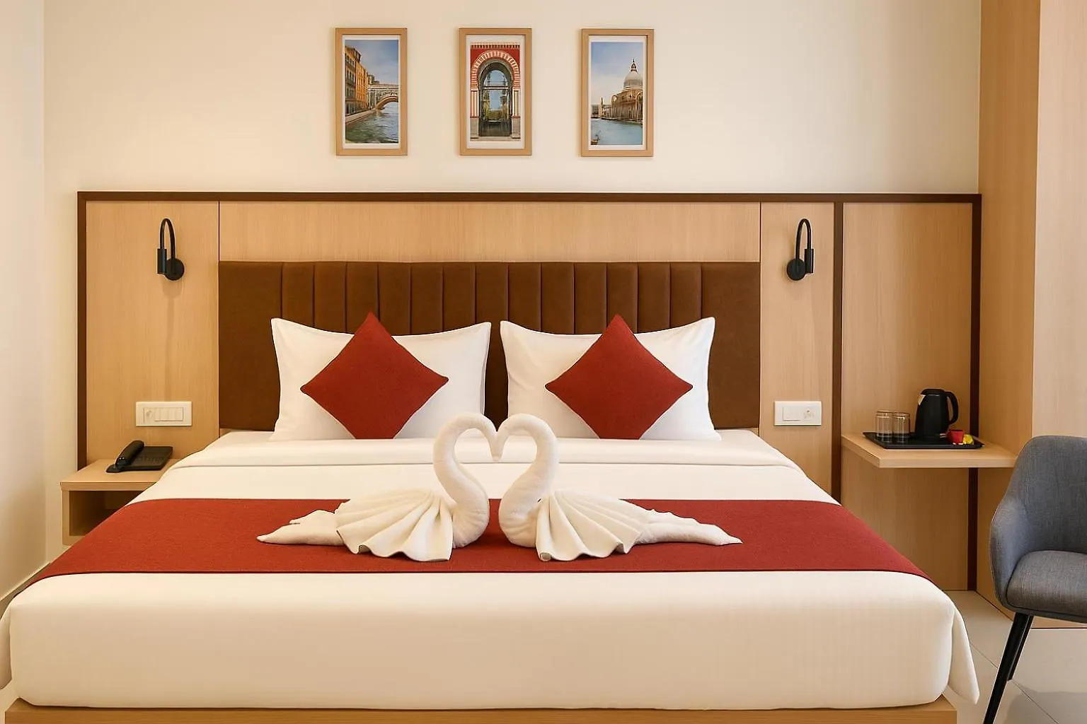 Q Stay Varanasi Hotel